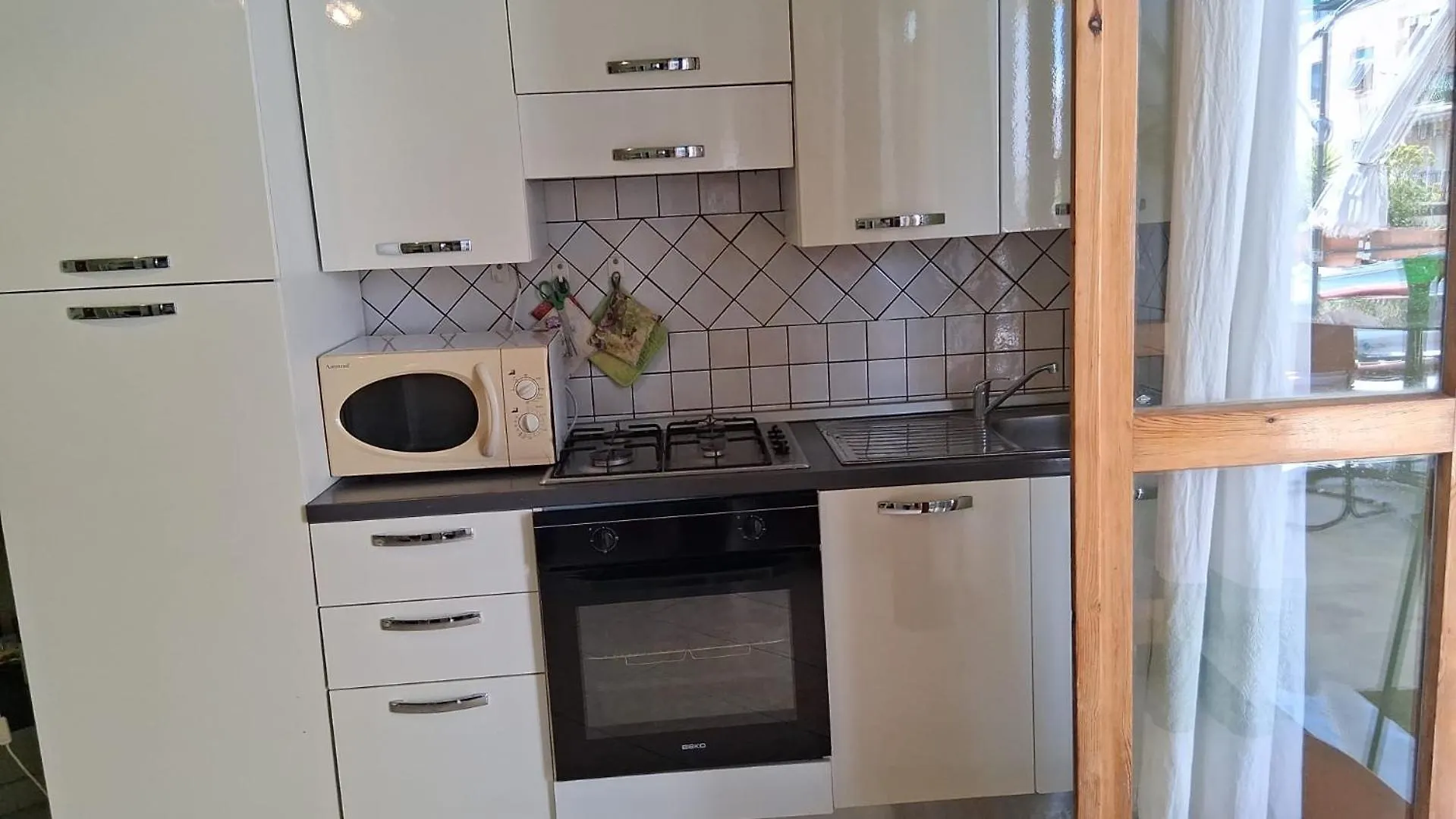 Apartment Via Sebastiano Satta 3 Guest House Alghero Italy